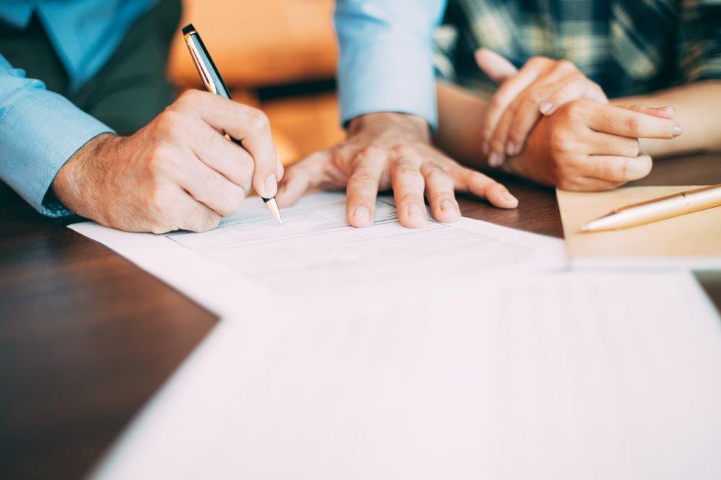 AMENDMENT TO THE LABOUR CODE - EMPLOYMENT CONTRACTS UNDER NEW LEGISLATION