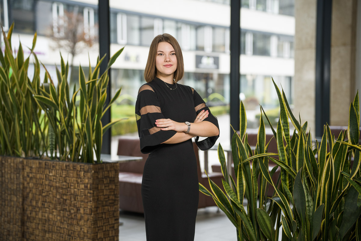 Cernikova nikola polocelek small