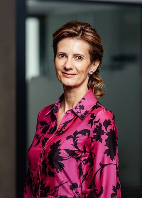 Kovacikova Adriana vyrez small